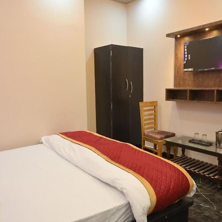 Hotel Ps Residency فاراناسي المظهر الخارجي الصورة